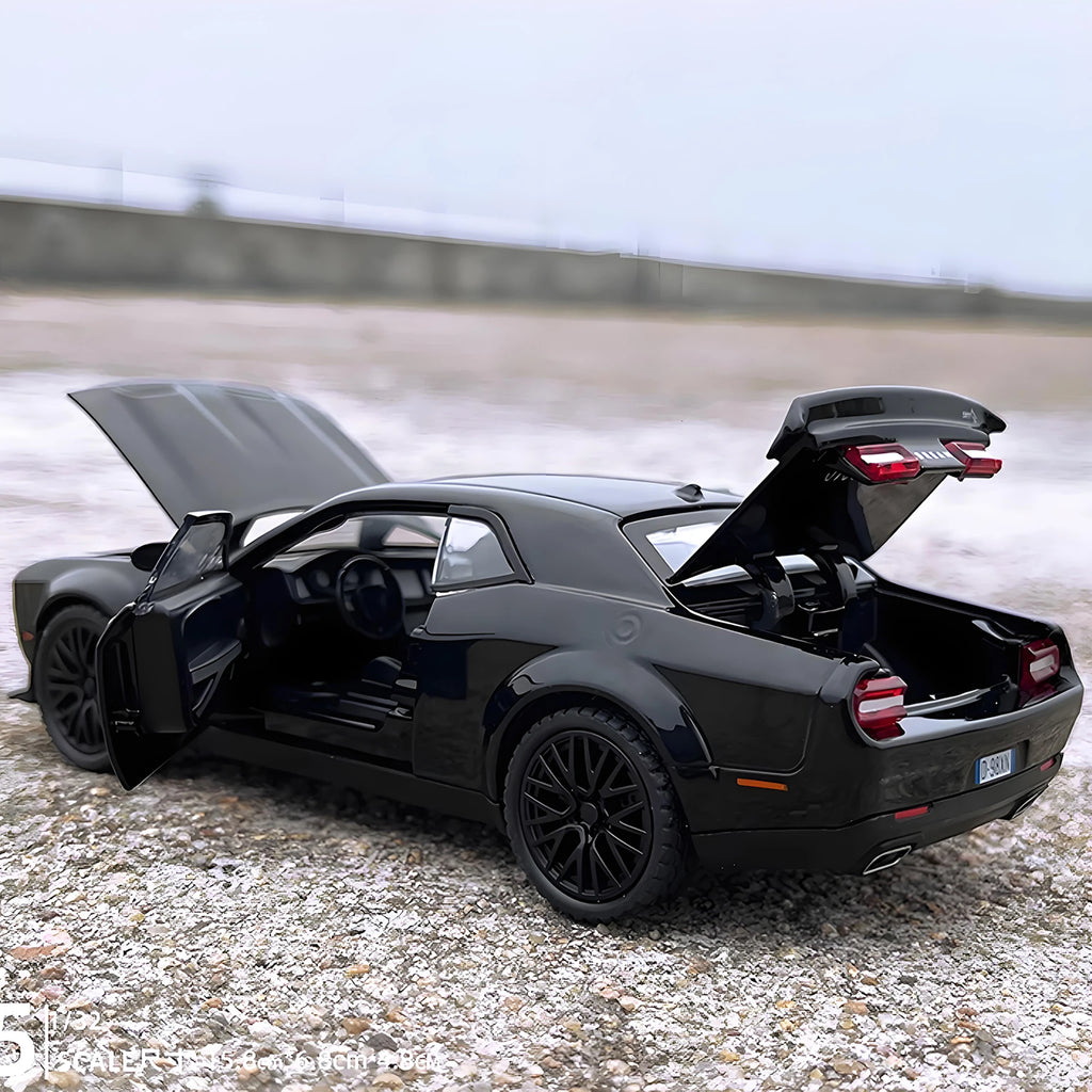 1: 32 Challenger Hellcat Alloy Model - with lighting and sound effects, ideal gift for boyfriends and young people